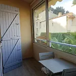 Beautiful Dwelling Close To The Sea *